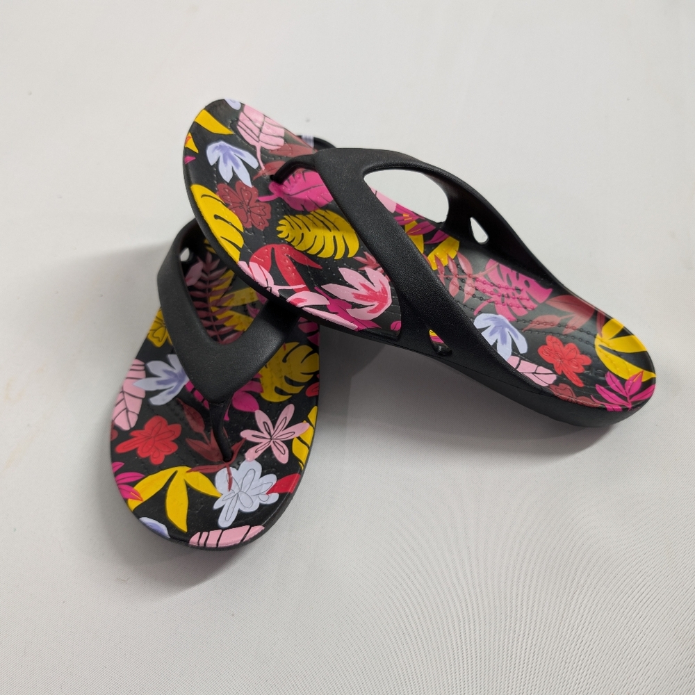 CROCS Black Sole Floral Sandals - Picture 8 of 9